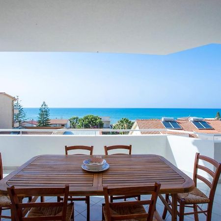 Battigia Casa Vacanze-Алкамо Марина Екстериор снимка